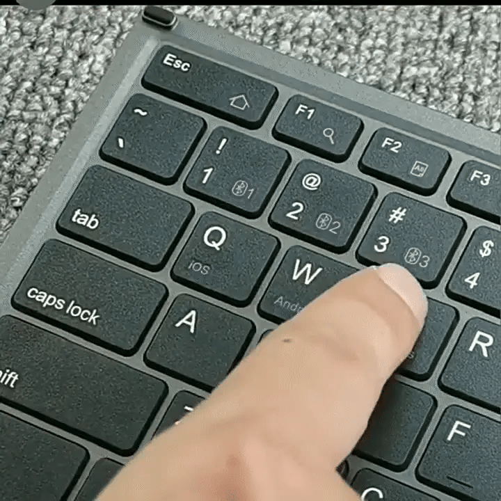 foldable bluetooth keyboard with touchpad